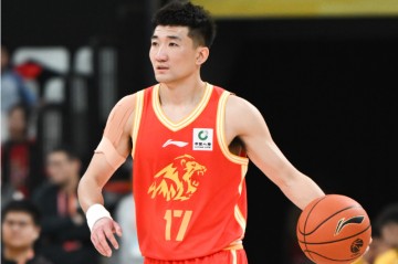 博鱼电竞平台-孙铭徽时隔93天复出：3中0献0+3+2+2 无得分仍是晋级功臣